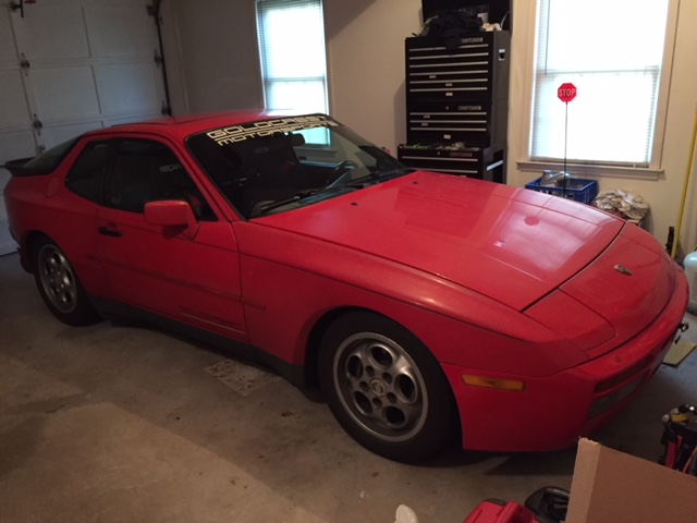 Porsche 944 Turbo.JPG