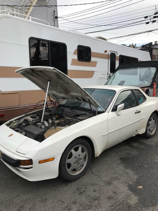 944 s parts car.jpg